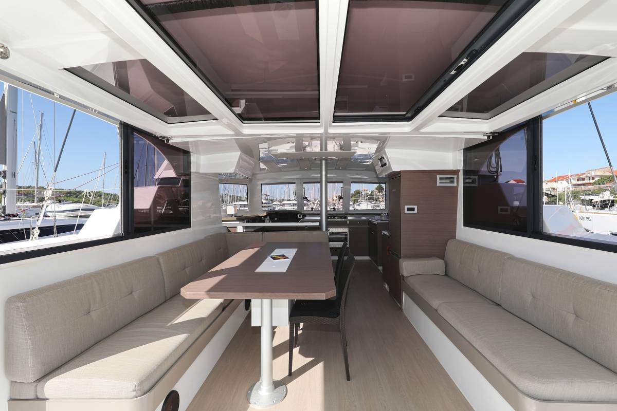 Bali Catspace, 4 Friends | Yacht Charter Croatia