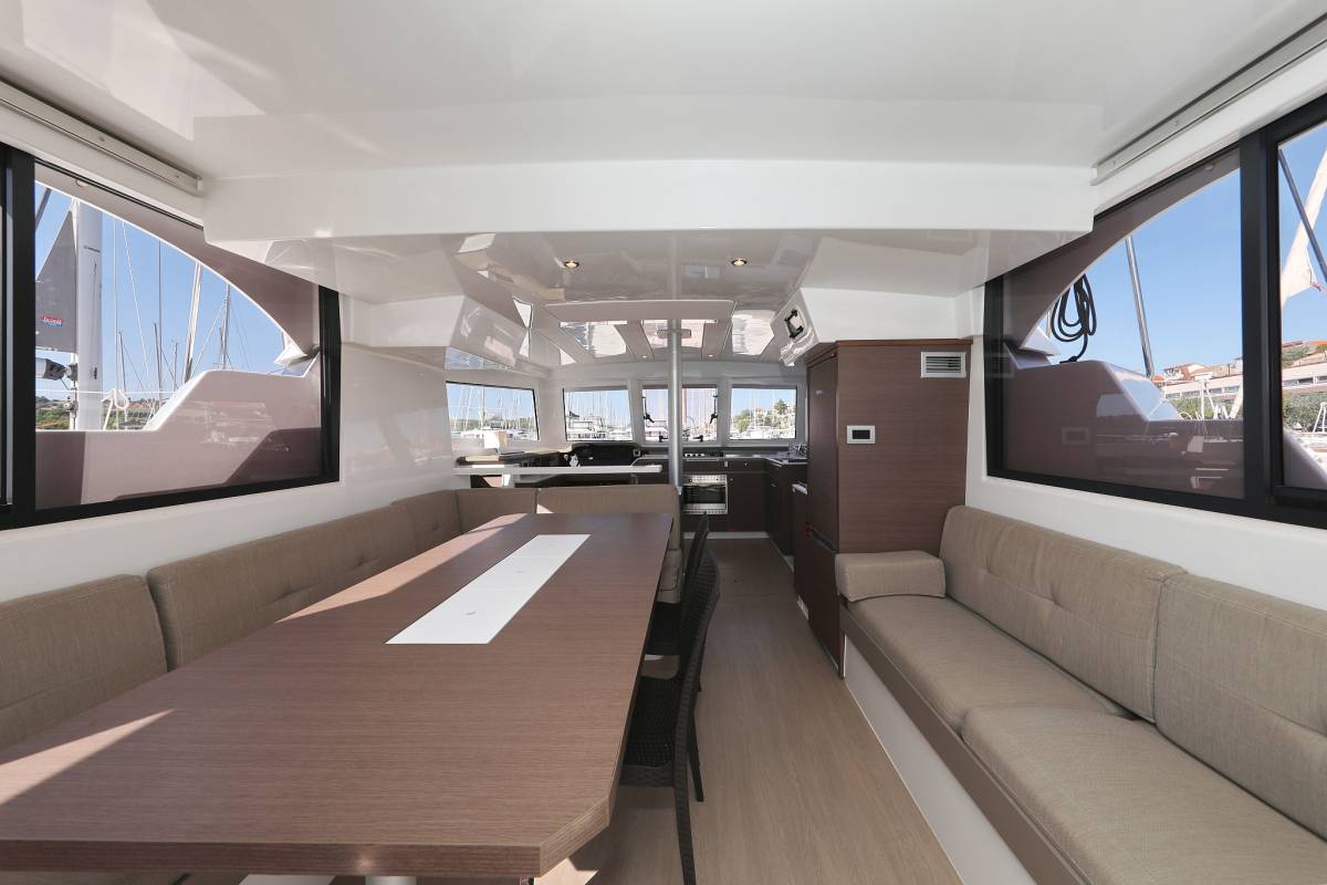 Bali Catspace, 4 Friends | Yacht Charter Croatia