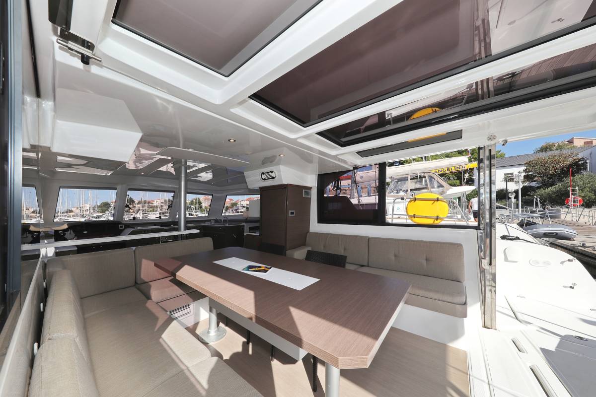 Bali Catspace, 4 Friends | Yacht Charter Croatia