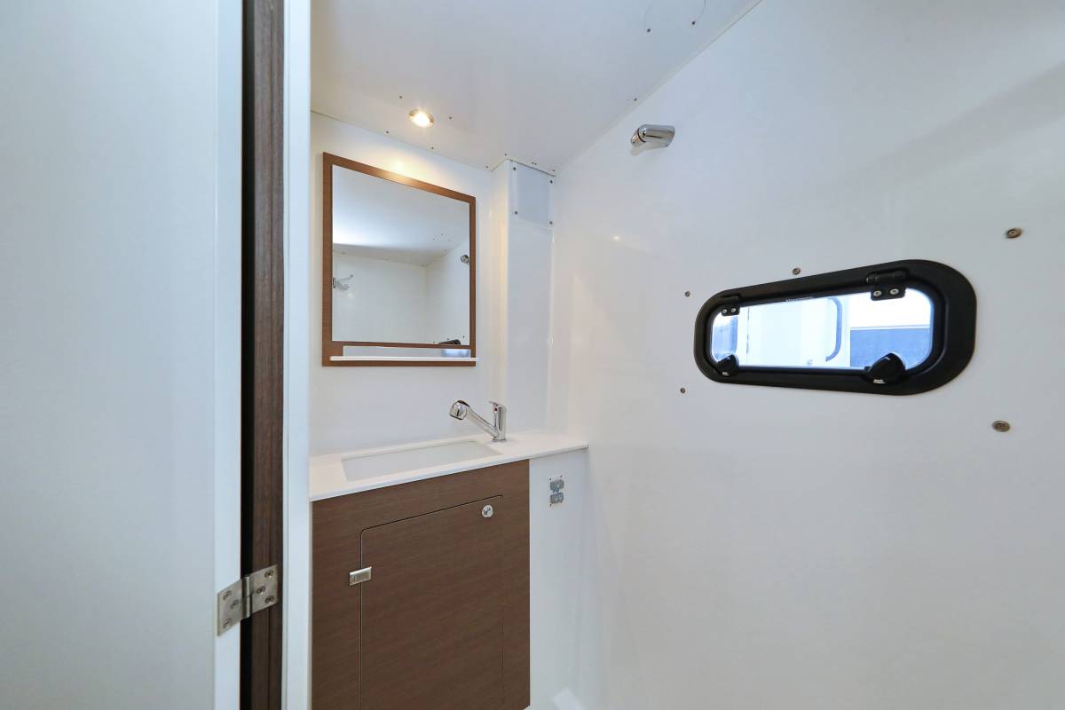 Bali Catspace, 4 Friends | Yacht Charter Croatia