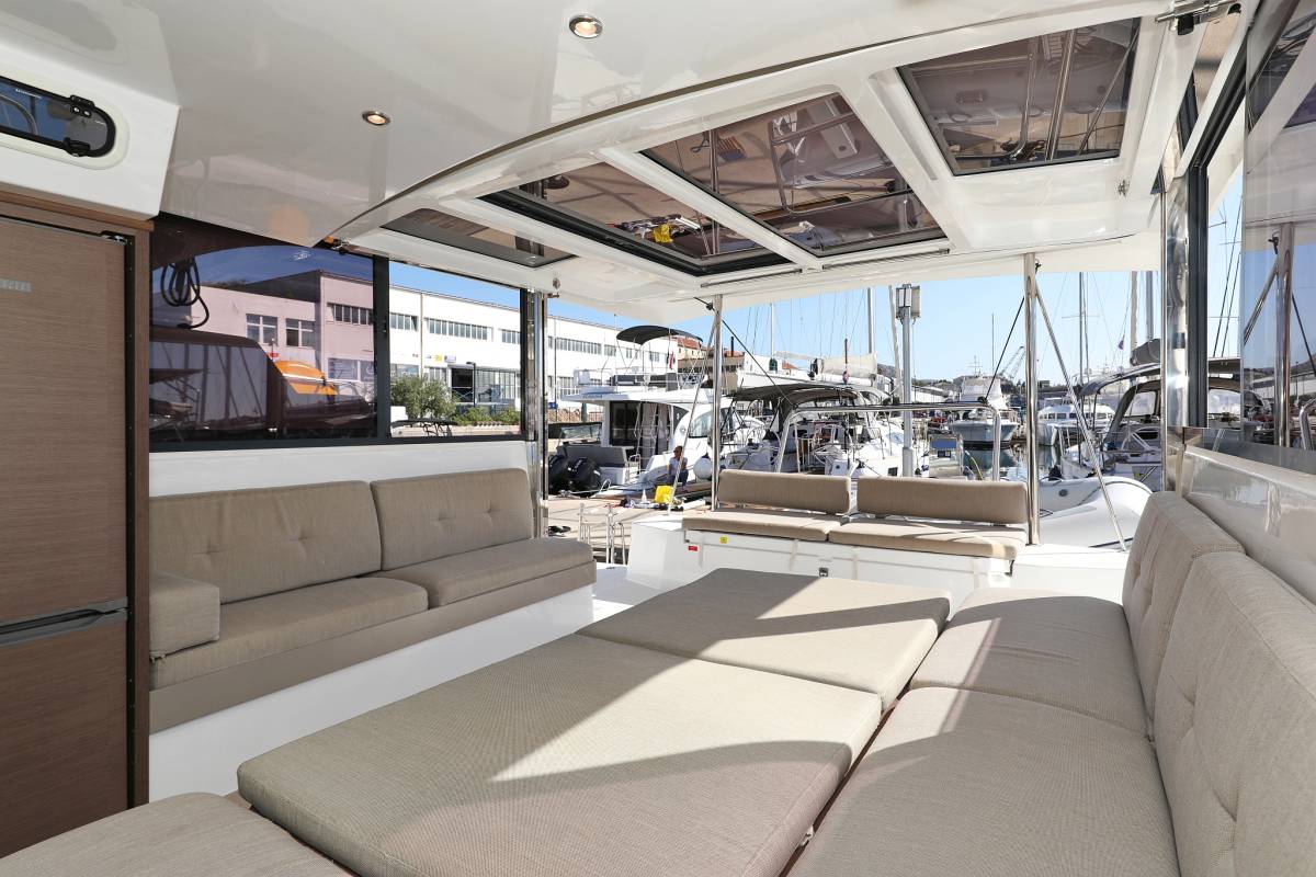 Bali Catspace, 4 Friends | Yacht Charter Croatia