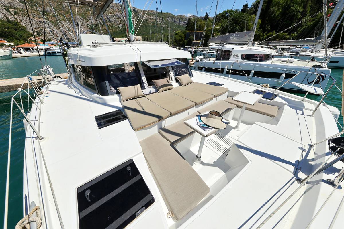 Bali Catspace, Jenny | Yacht Charter Croatia