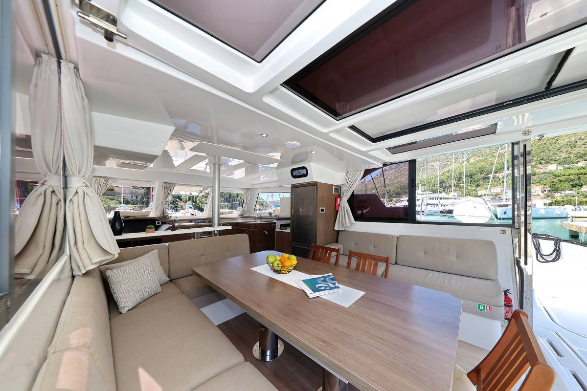 Bali Catspace, Jenny | Yacht Charter Croatia