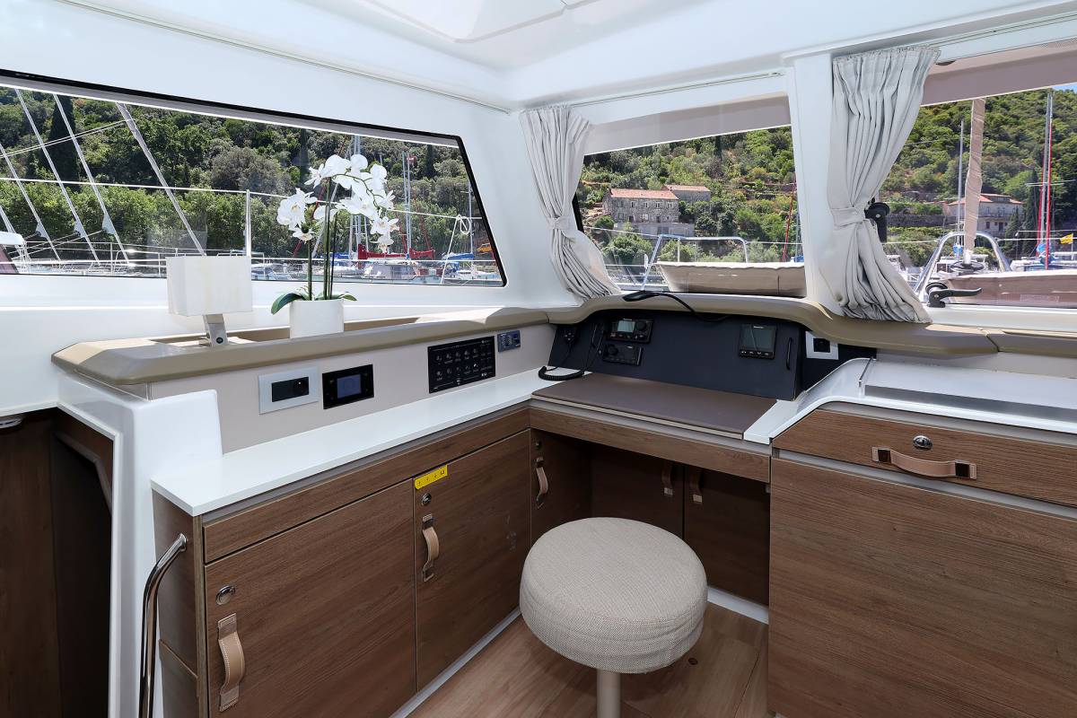 Bali Catspace, Jenny | Yacht Charter Croatia