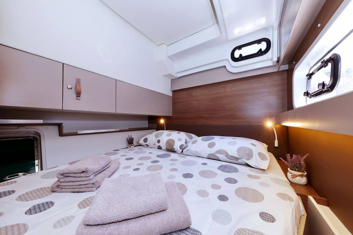 Bali Catspace, Jenny | Yacht Charter Croatia