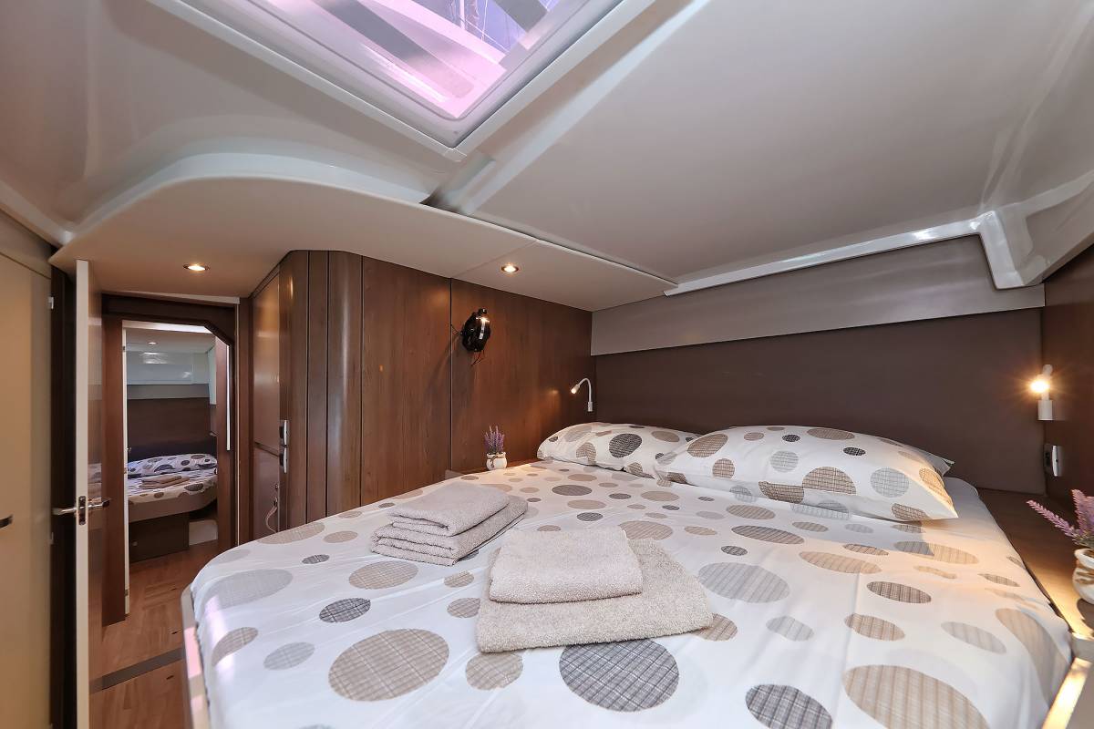 Bali Catspace, Jenny | Yacht Charter Croatia