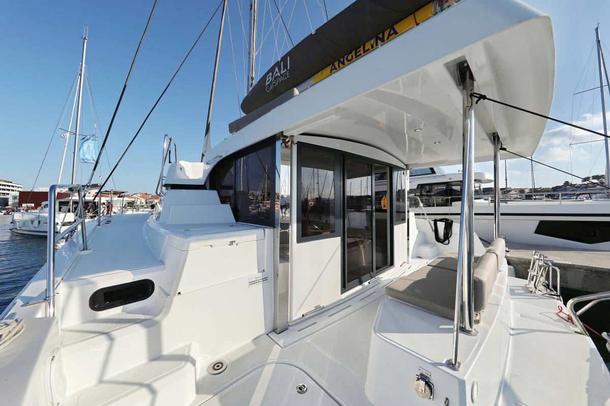 Bali Catspace, Ocean Office | Yacht Charter Croatia
