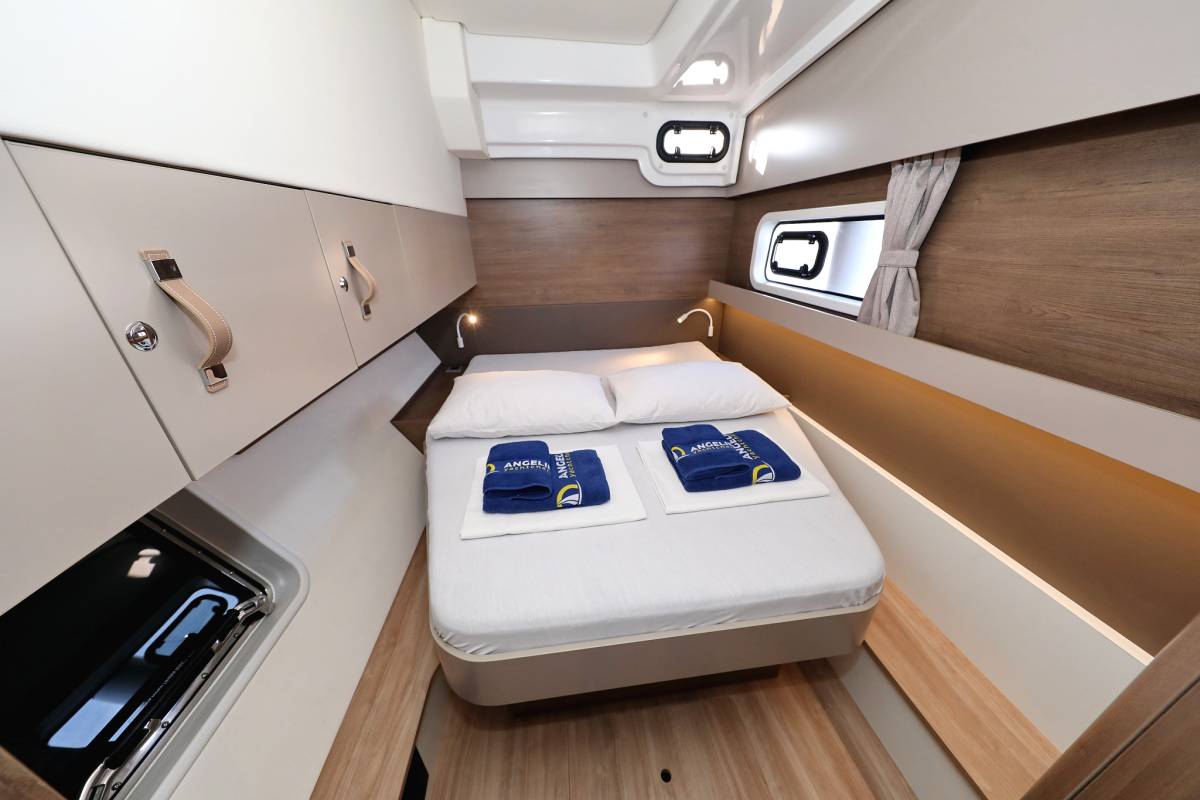 Bali Catspace, Ocean Office | Yacht Charter Croatia