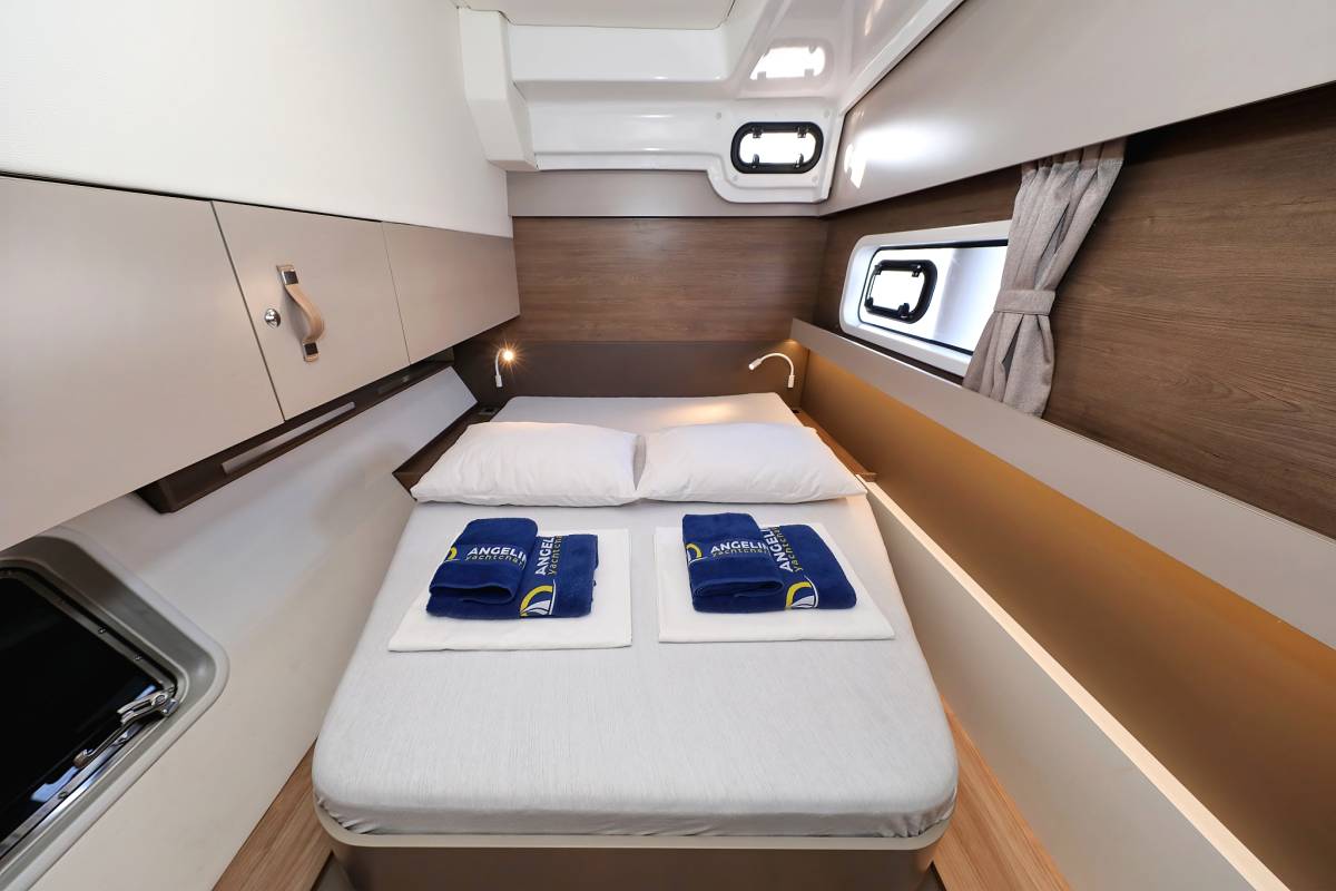 Bali Catspace, Ocean Office | Yacht Charter Croatia