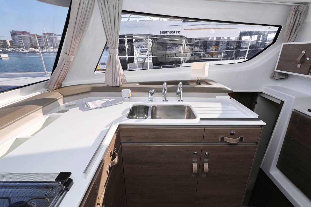 Bali Catspace, Ocean Office | Yacht Charter Croatia