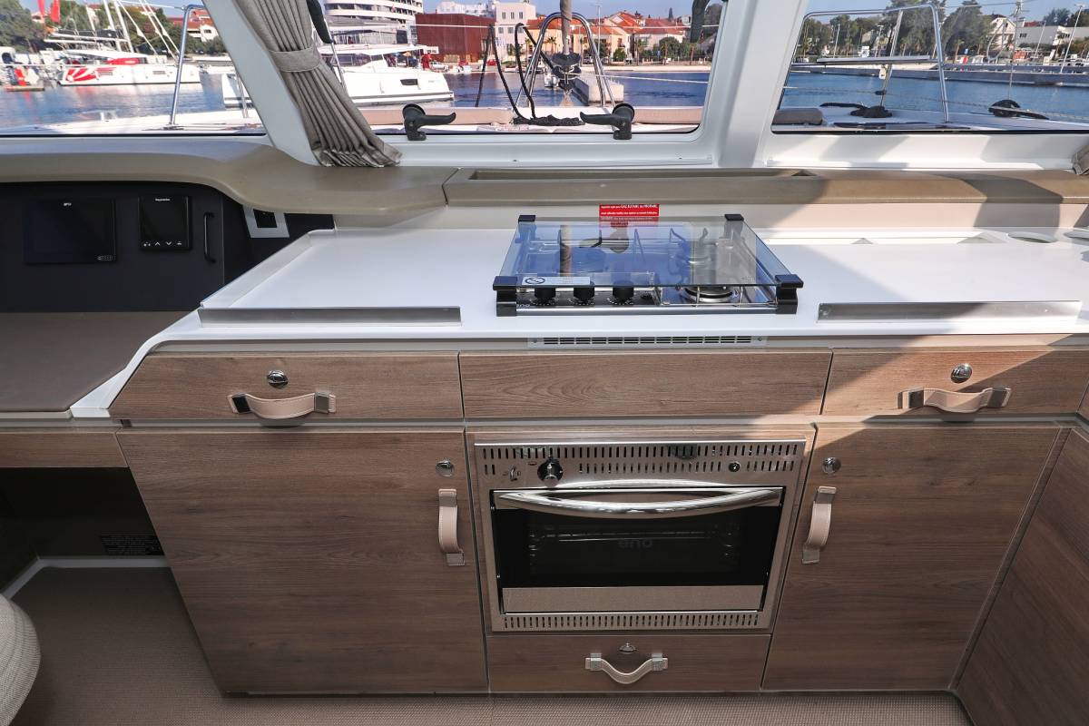 Bali Catspace, Ocean Office | Yacht Charter Croatia
