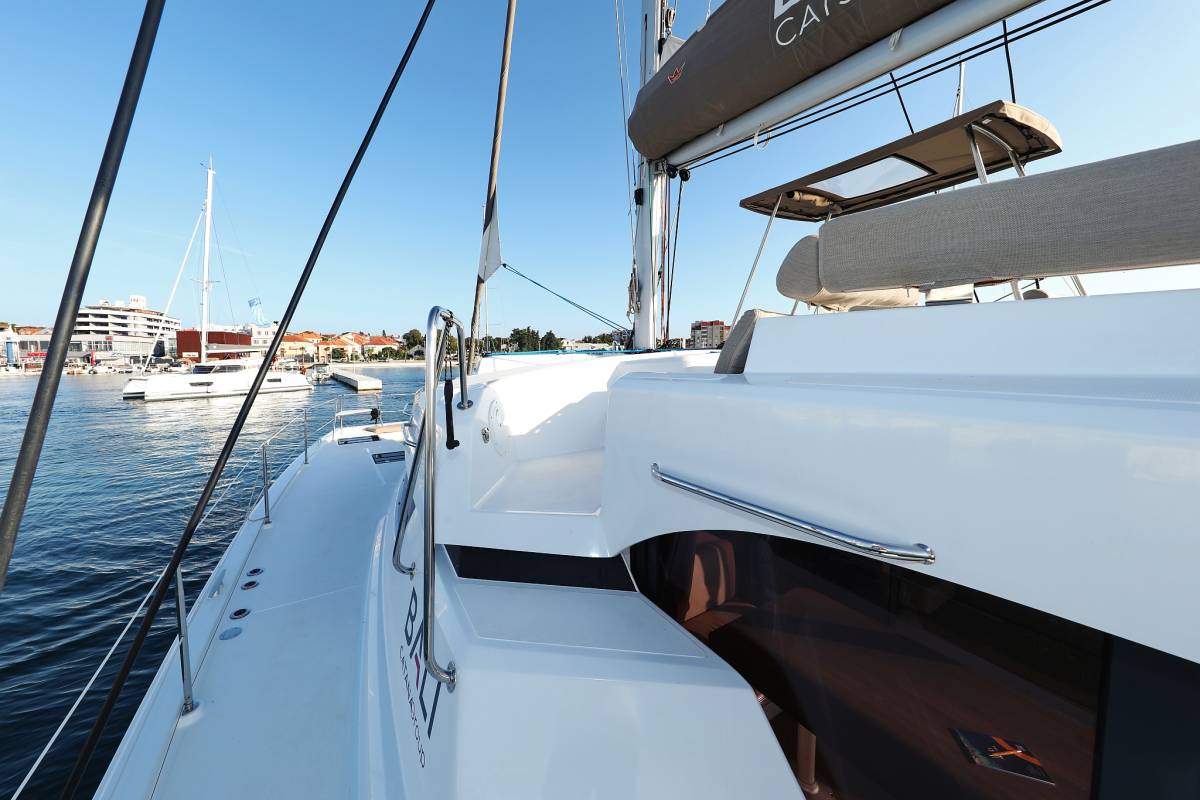 Bali Catspace, Ocean Office | Yacht Charter Croatia