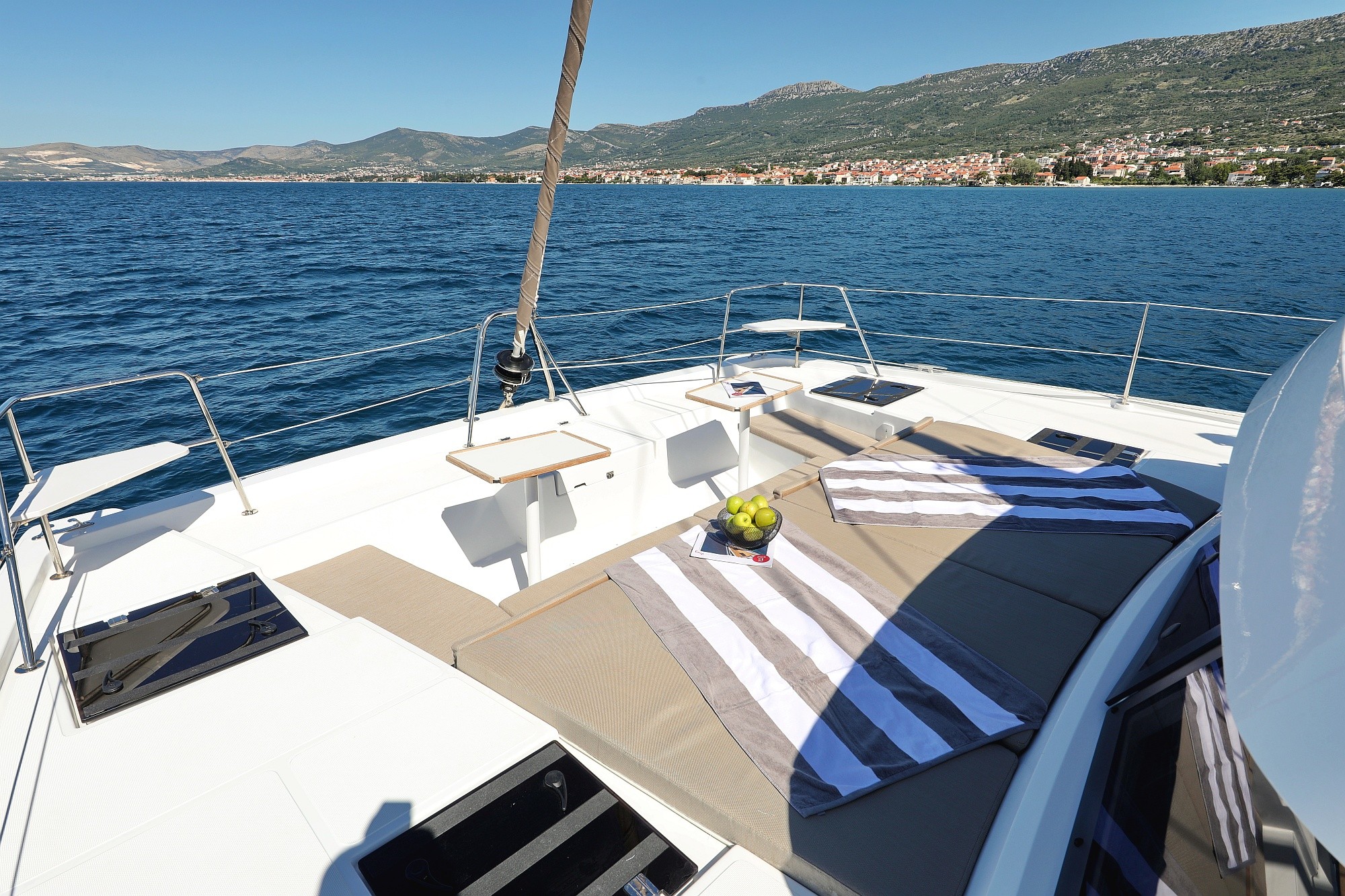 Bali Catspace, Toma | Yacht Charter Croatia