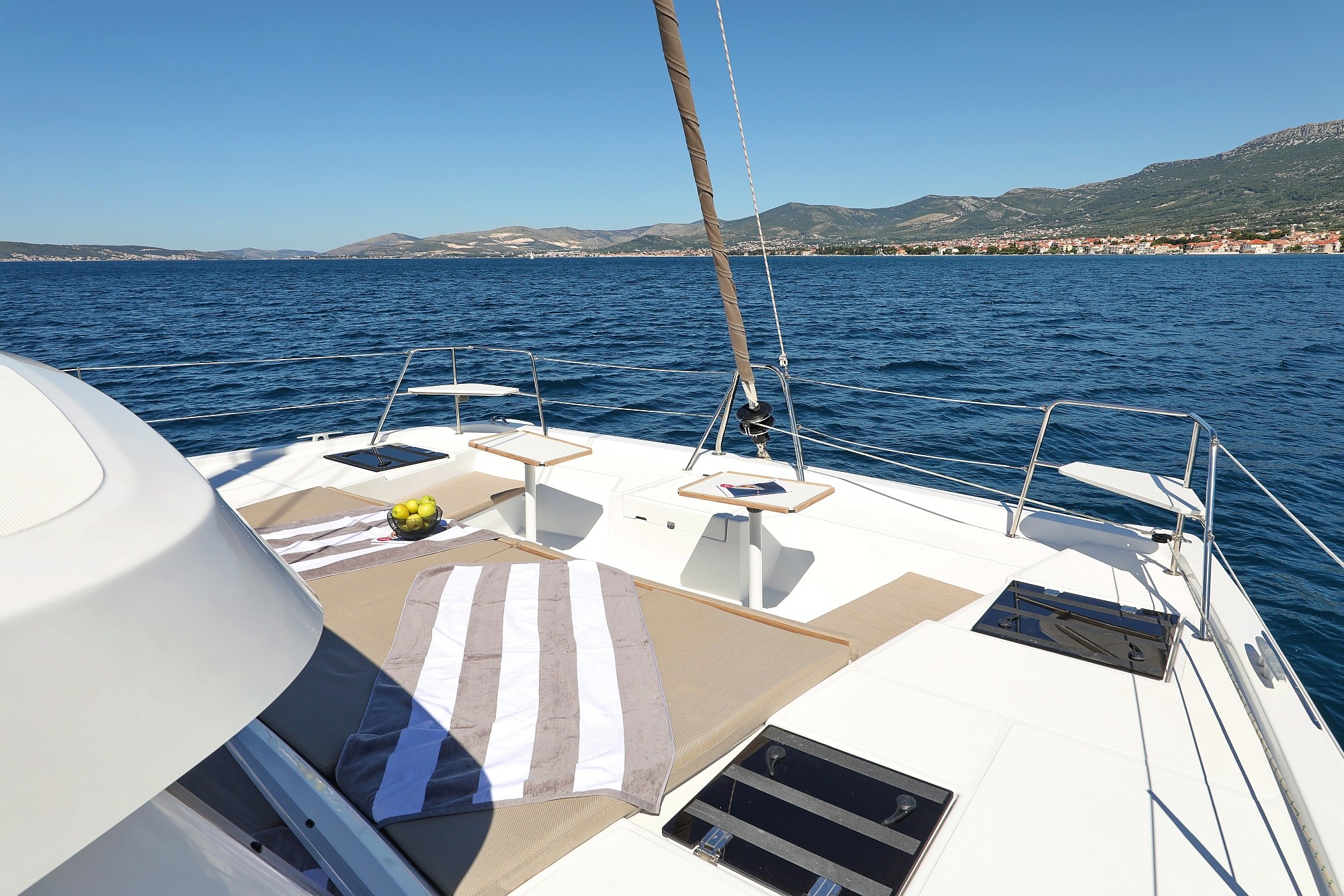 Bali Catspace, Toma | Yacht Charter Croatia
