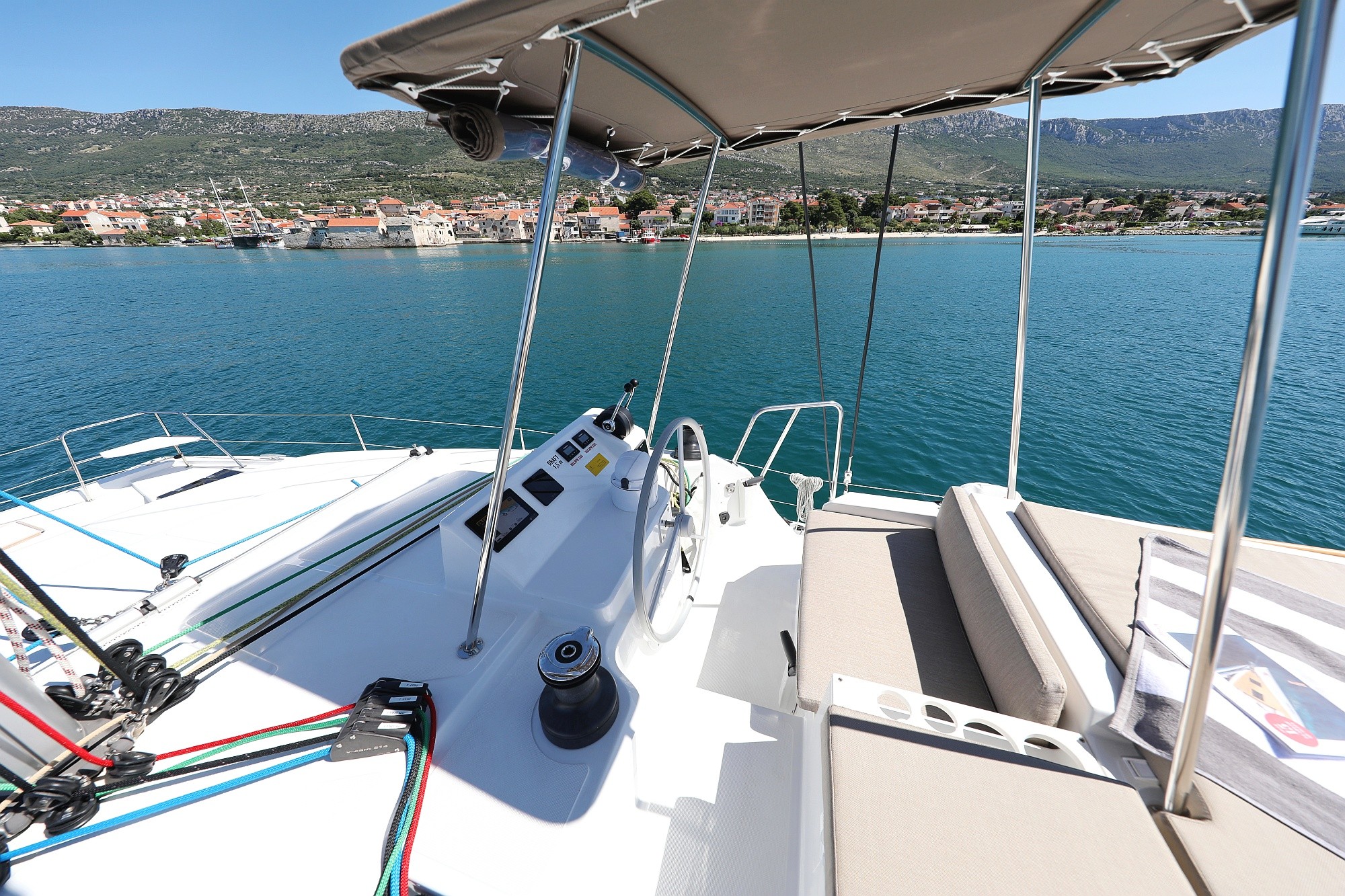 Bali Catspace, Toma | Yacht Charter Croatia