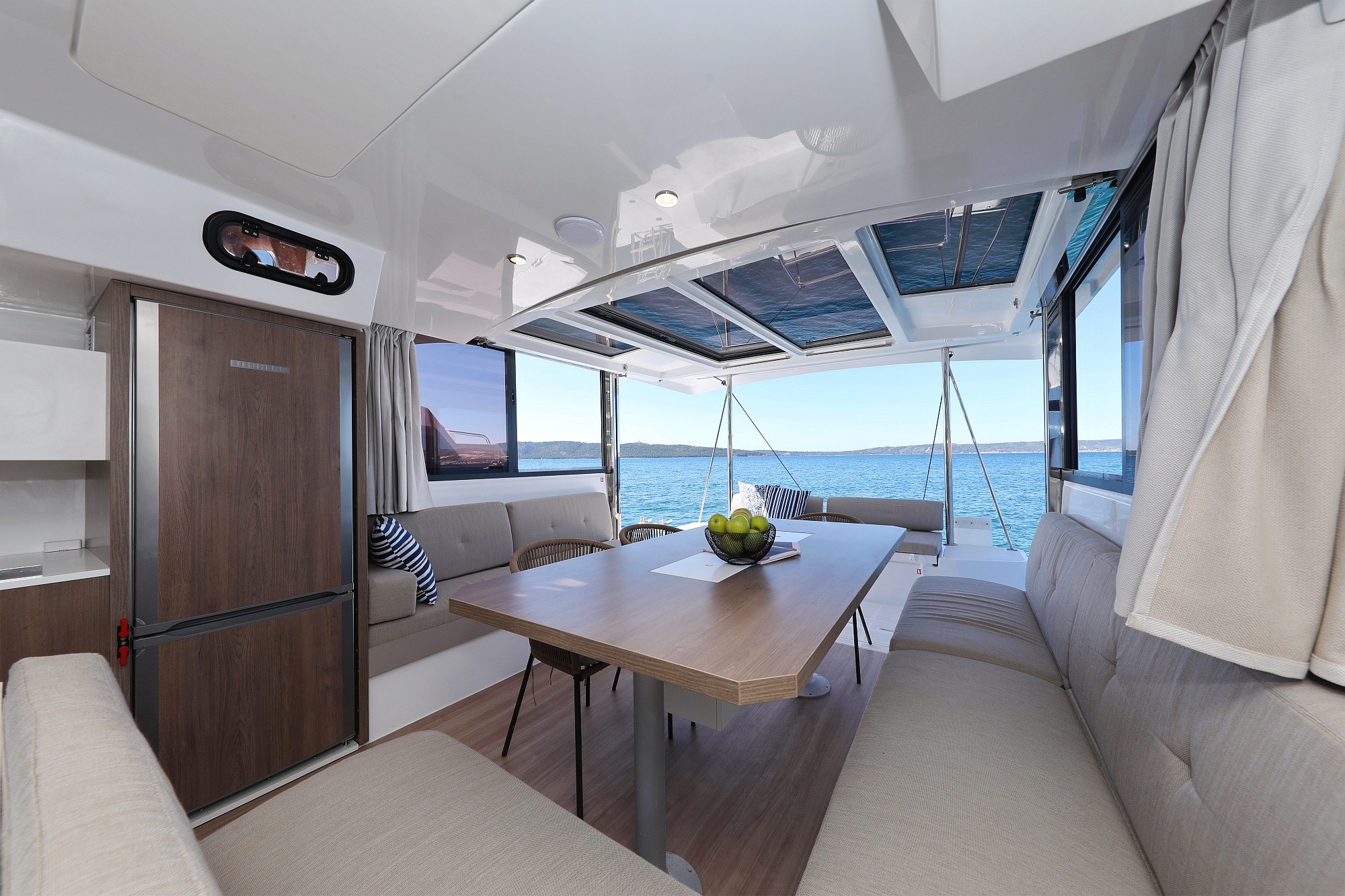 Bali Catspace, Toma | Yacht Charter Croatia