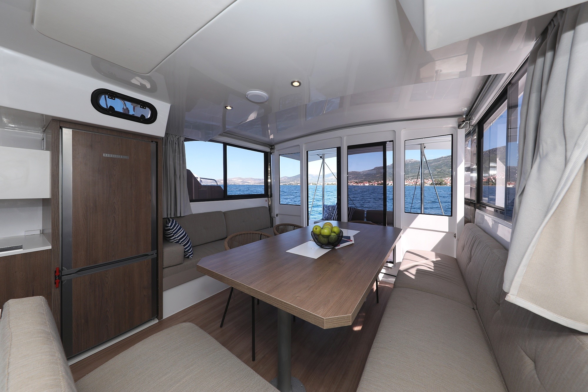 Bali Catspace, Toma | Yacht Charter Croatia
