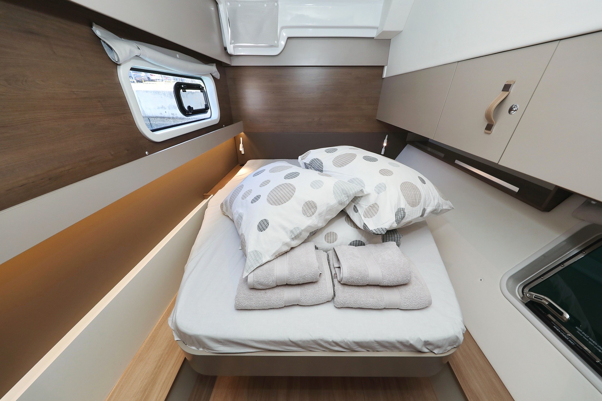 Bali Catspace, Toma | Yacht Charter Croatia