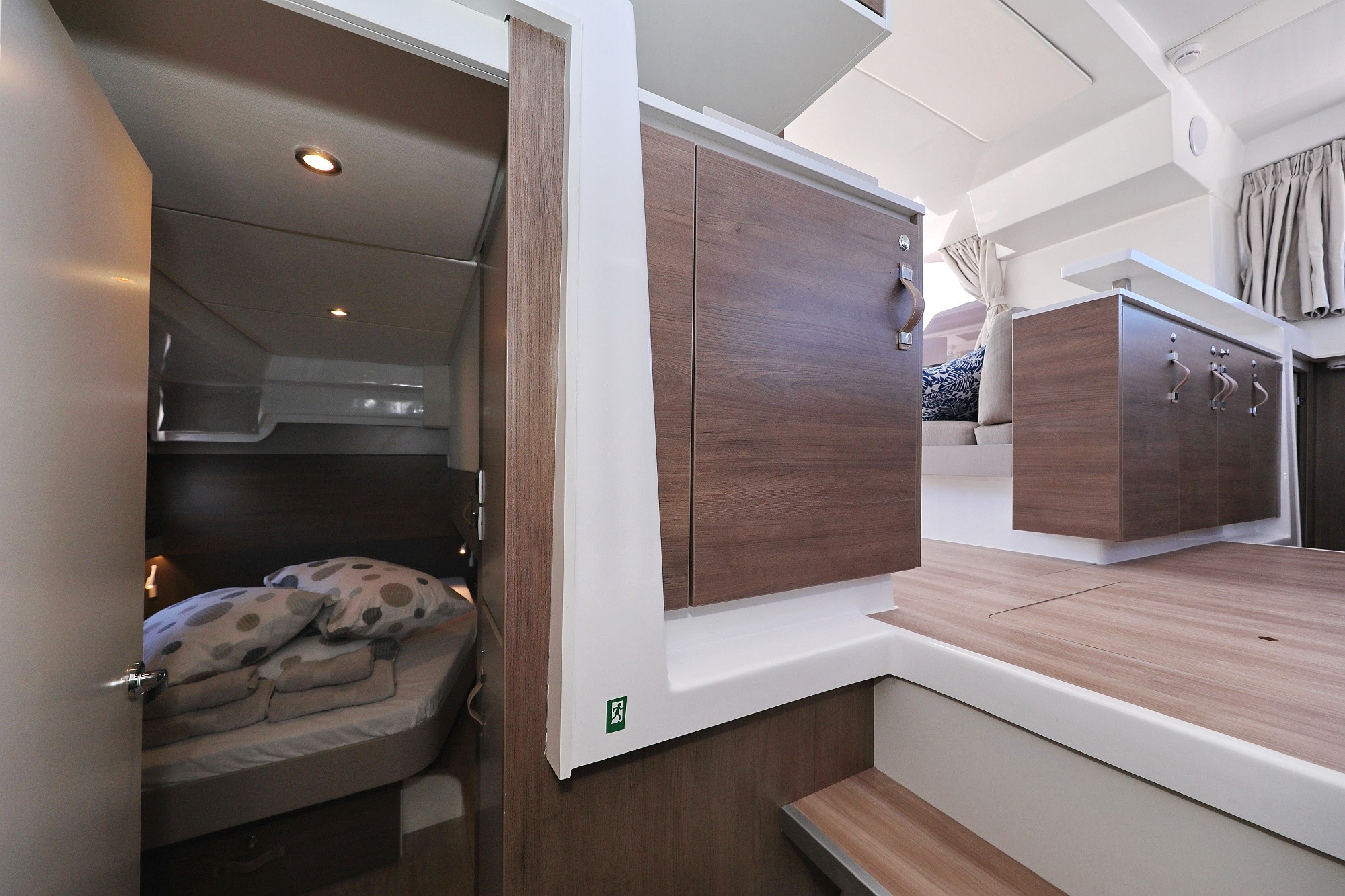 Bali Catspace, Toma | Yacht Charter Croatia