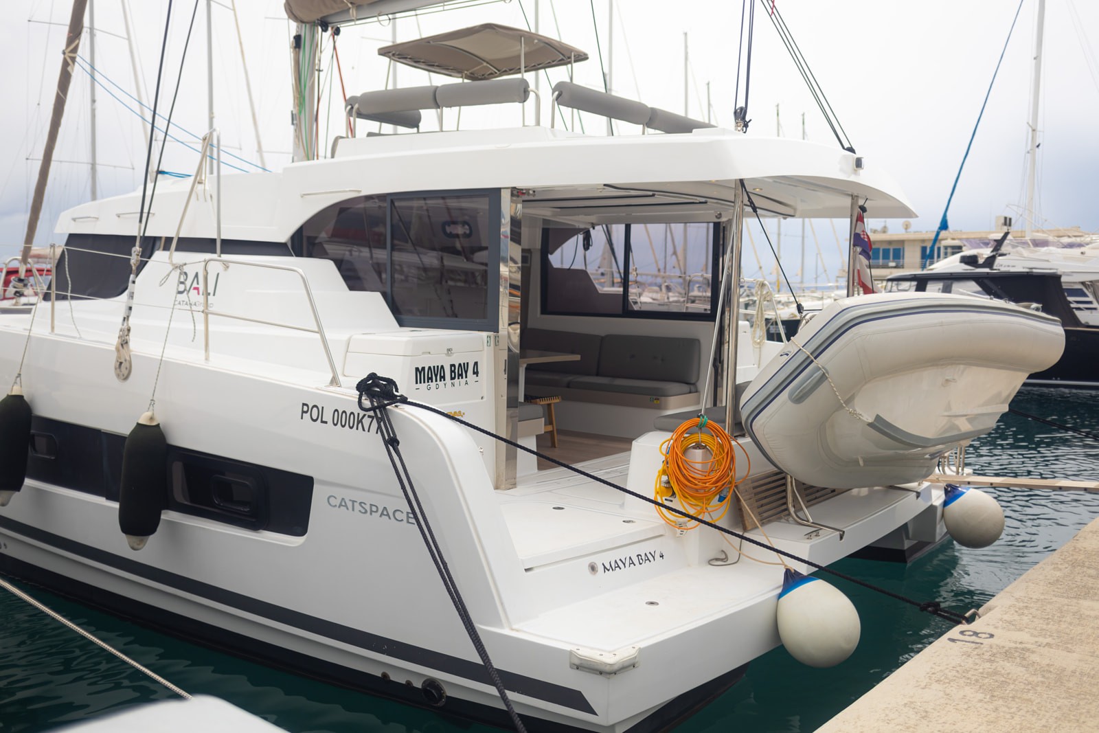 Bali Catspace, Maya Bay 4 | Yacht Charter Croatia