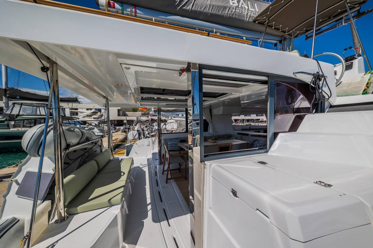 Bali Catspace, Eternity Now | Yacht Charter Croatia