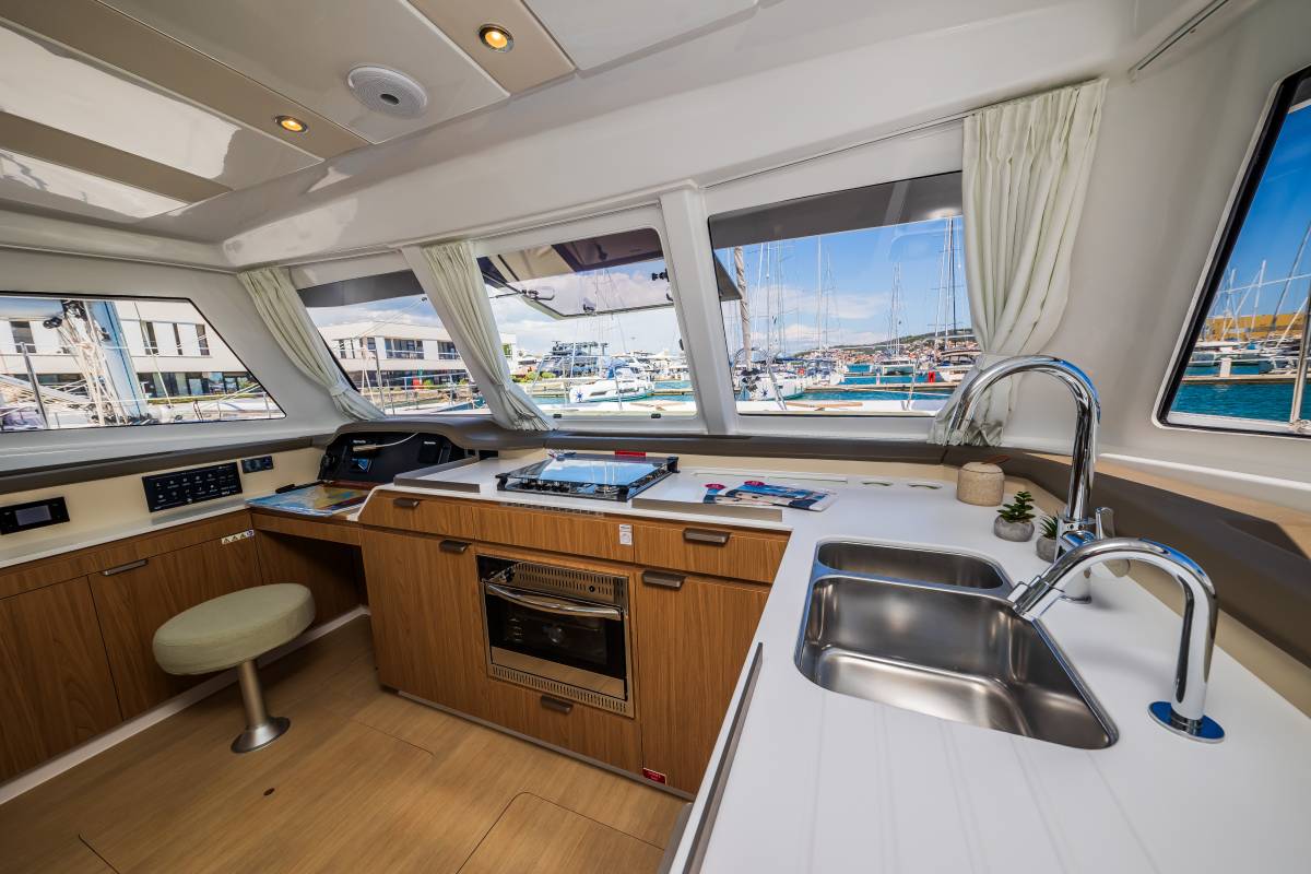Bali Catspace, Eternity Now | Yacht Charter Croatia