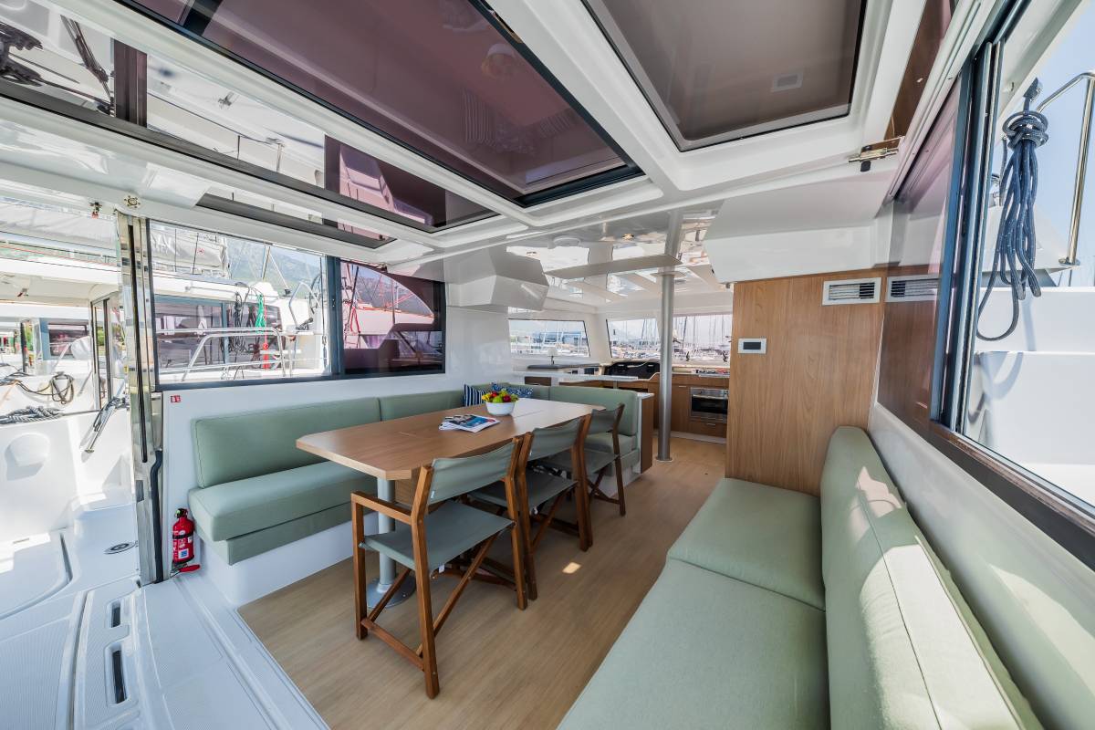 Bali Catspace, Happy Sailor | Yacht Charter Croatia