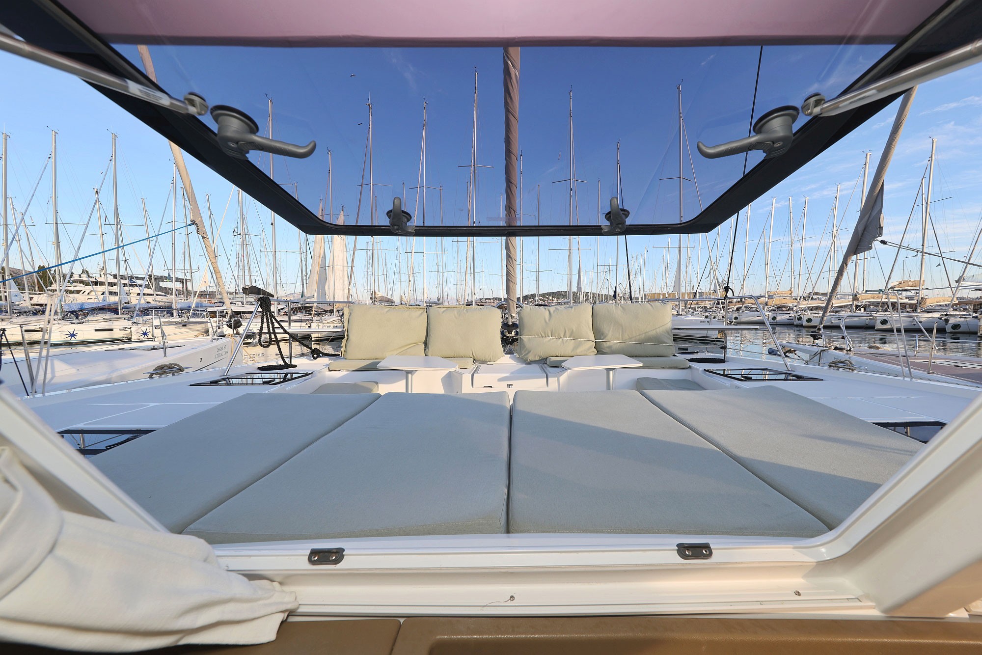 Bali Catspace, Agua De Luna | Yacht Charter Croatia