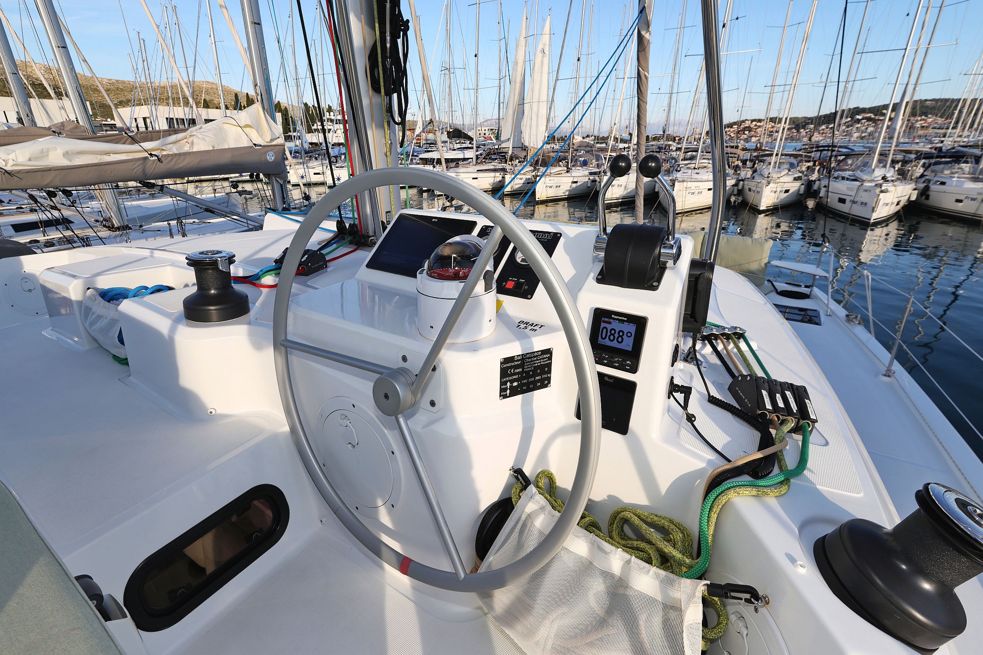 Bali Catspace, Agua De Luna | Yacht Charter Croatia
