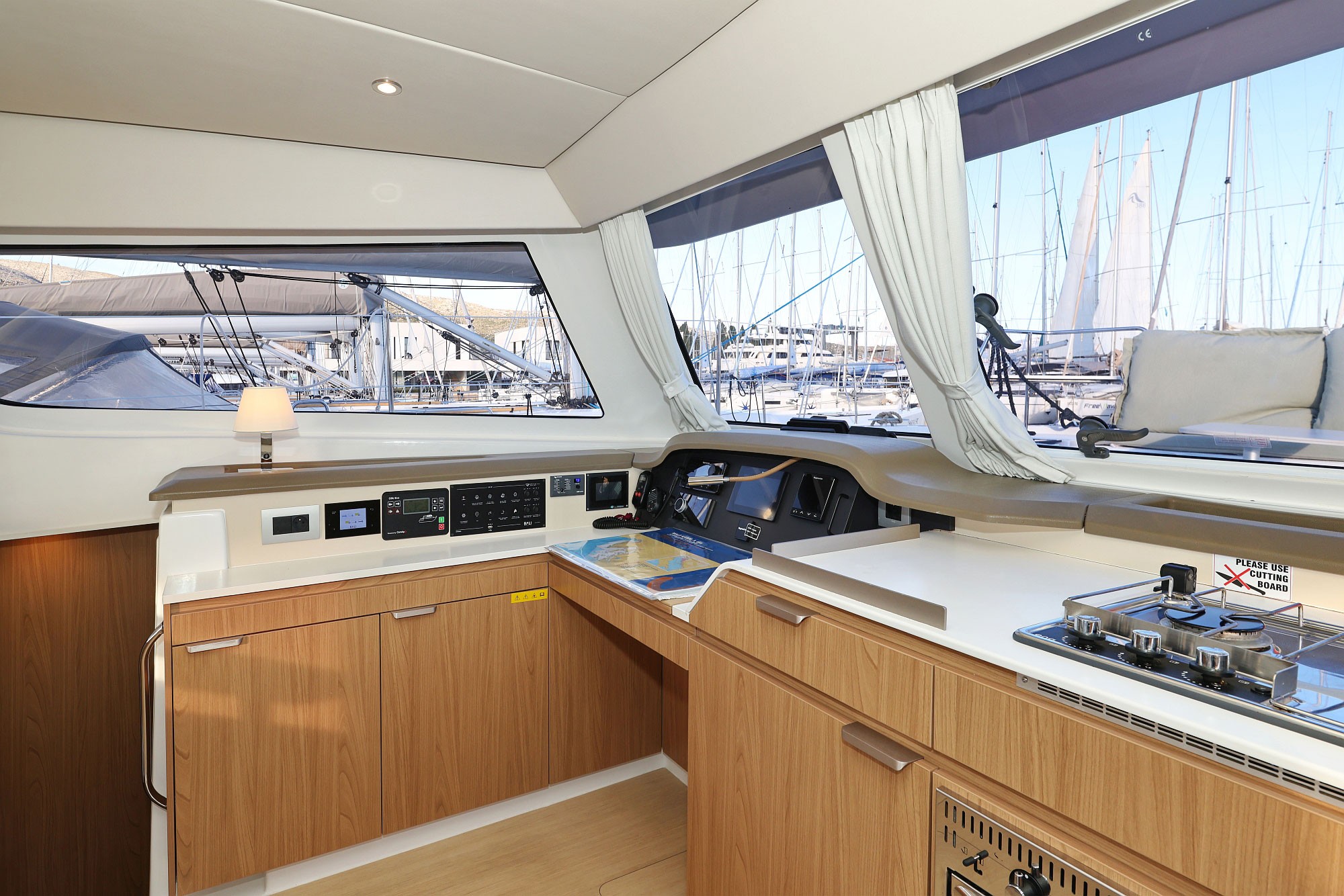 Bali Catspace, Agua De Luna | Yacht Charter Croatia
