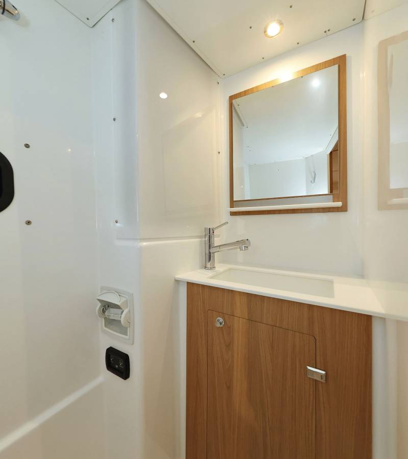 Bali Catspace, Agua De Luna | Yachtcharter Kroatien