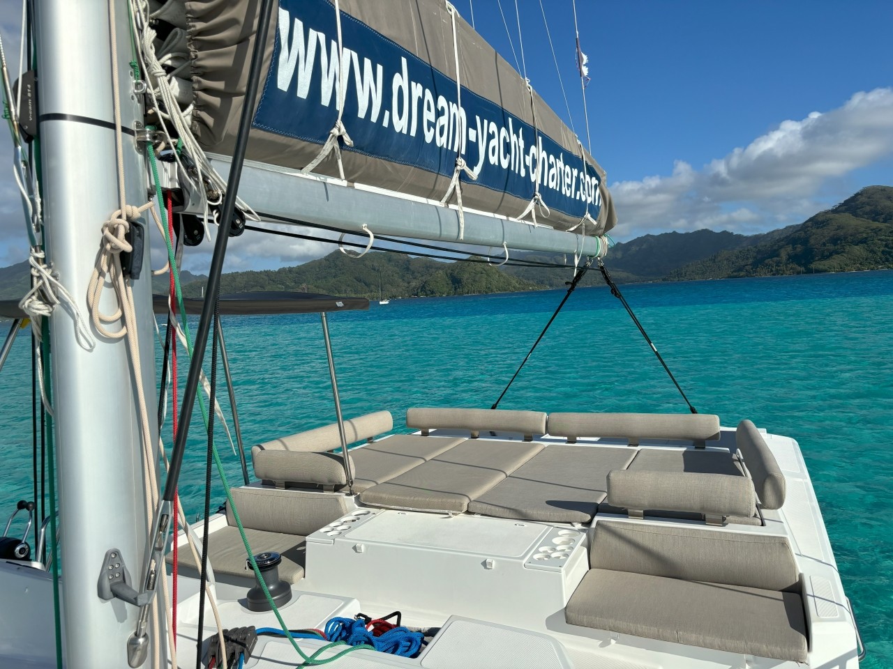 Bali Catspace, PERLE BLANCHE | Yacht Charter Croatia