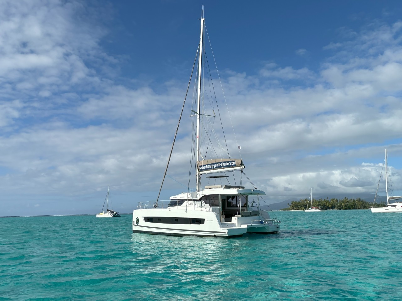 Bali Catspace, PERLE BLANCHE | Yacht Charter Croatia