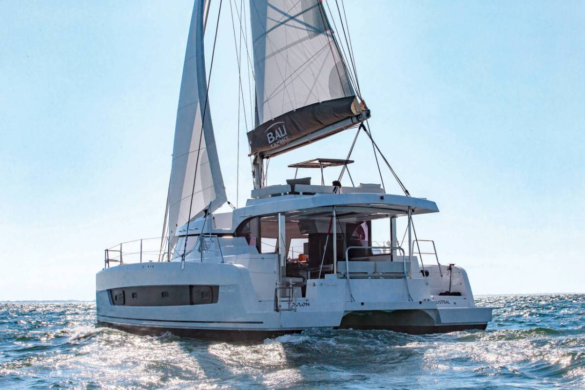 Bali Catspace, PERLE BLANCHE  | Yacht Charter Croatia