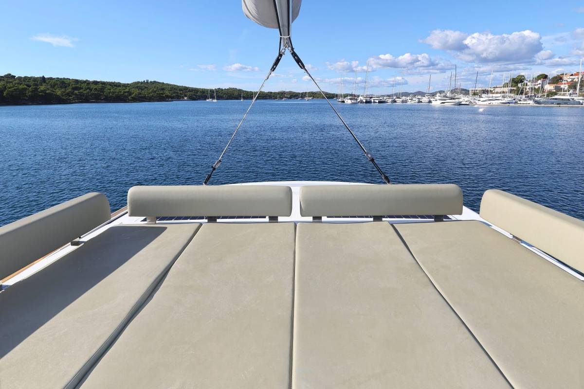 Bali Catspace, Rolling Stone | Yacht Charter Croatia