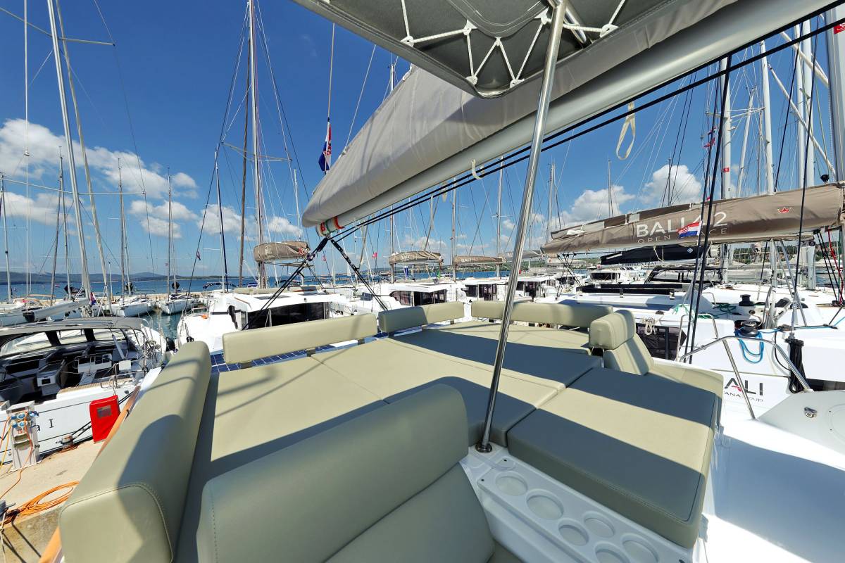 Bali Catspace, Baycat | Noleggio di Yacht Croazia