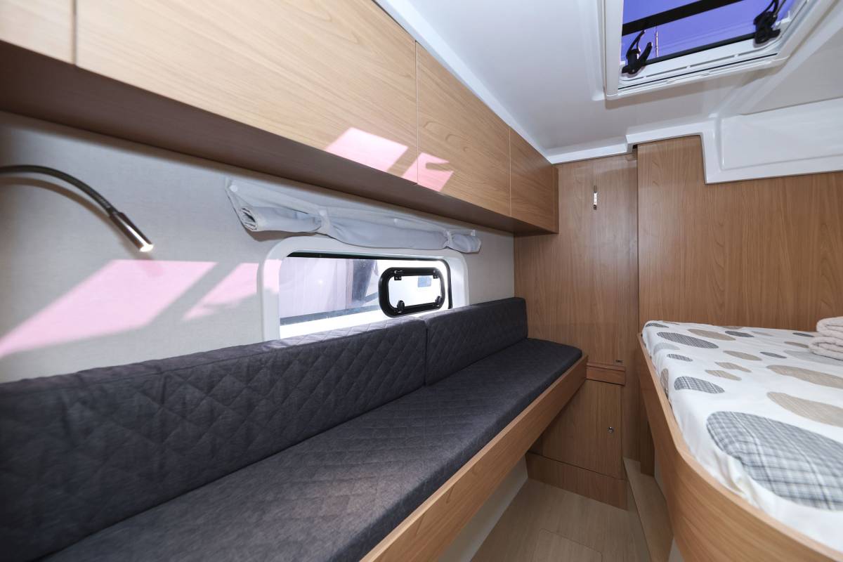Bali Catspace, Sapphire | Yacht Charter Croatia