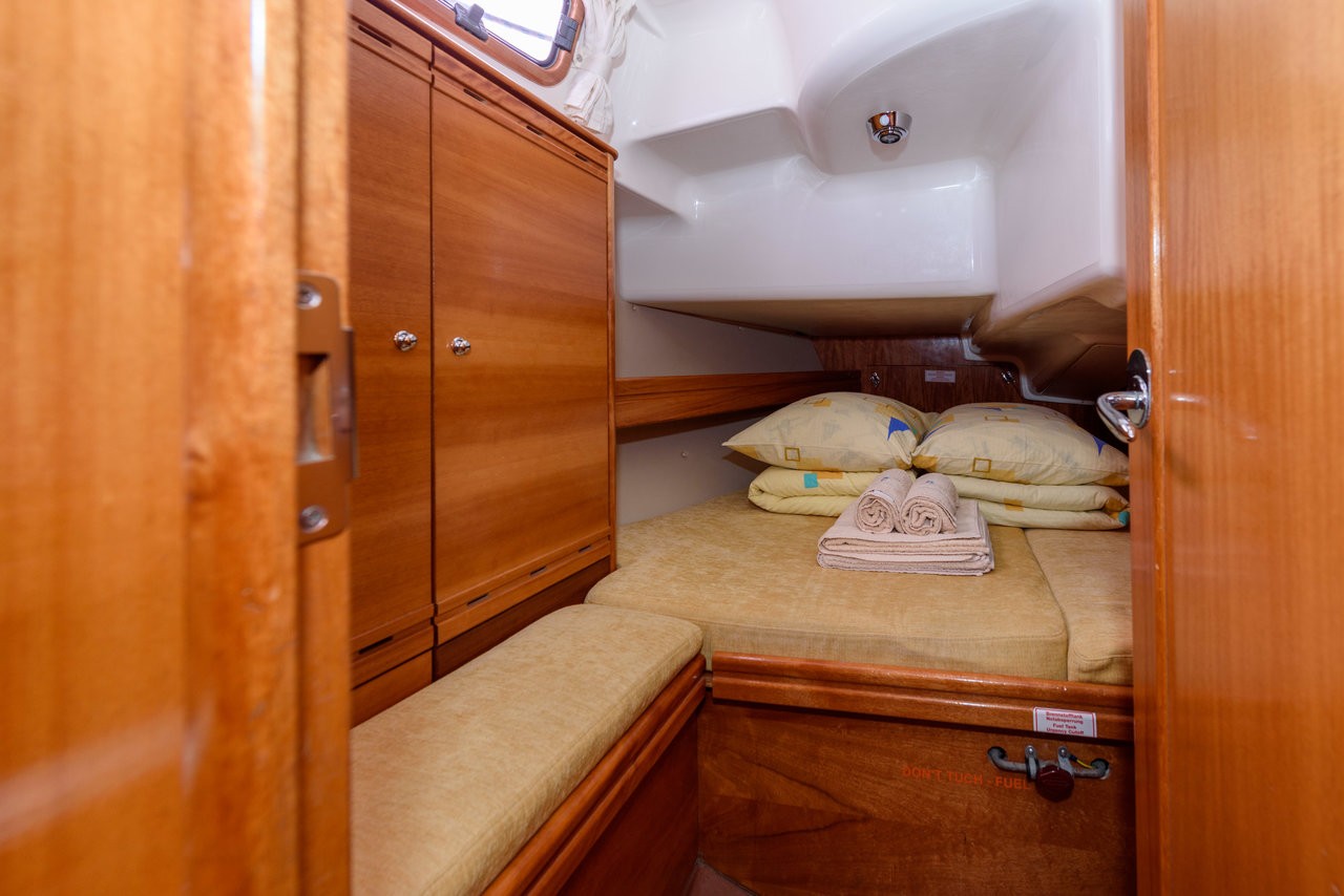 Bavaria 37 Cruiser, Katarina | Yacht Charter Croatia