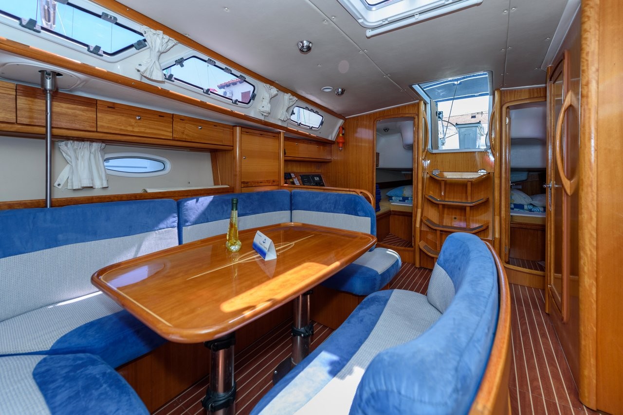 Bavaria 40 Cruiser, Sugar Bunny | Yacht Charter Croatia