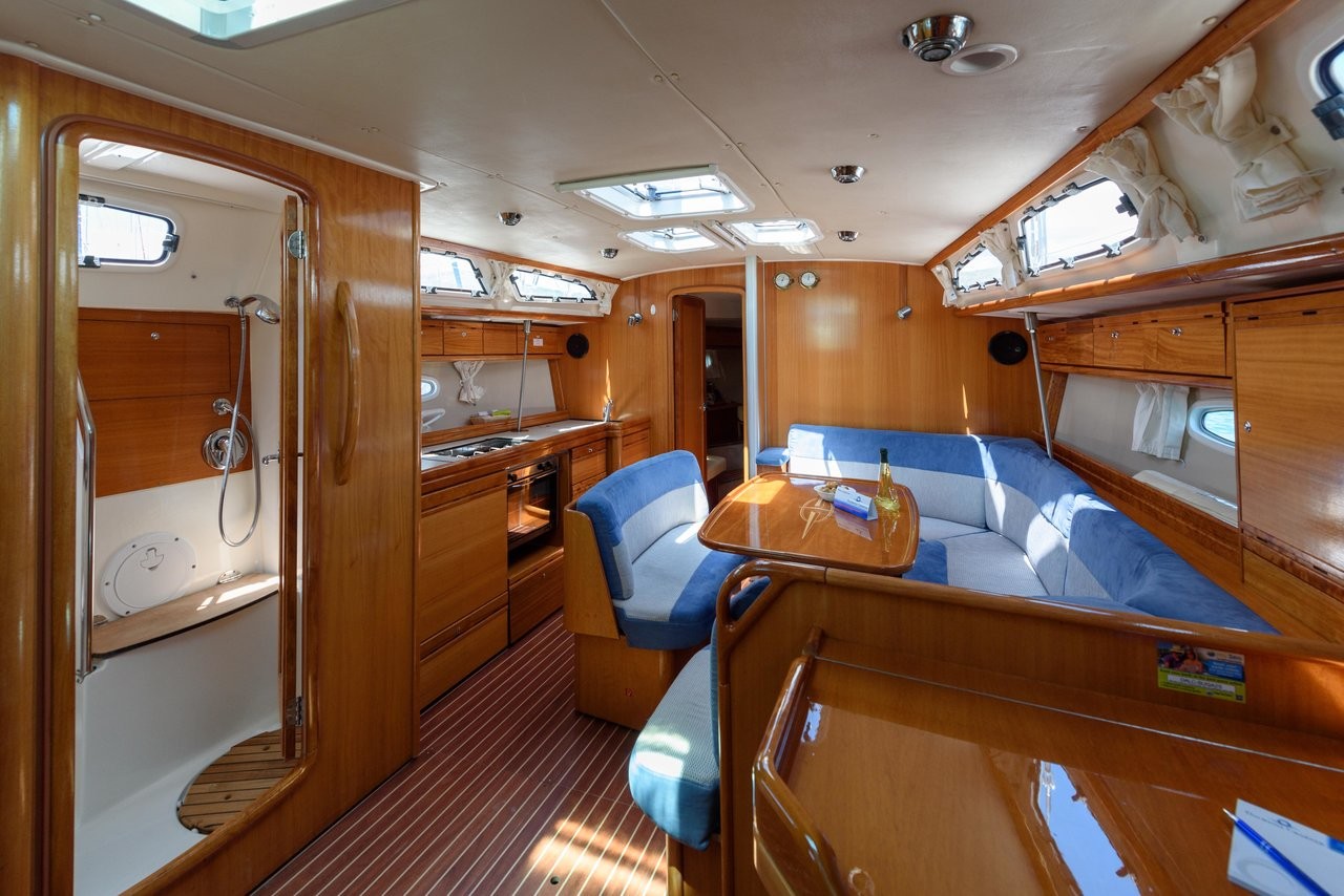 Bavaria 40 Cruiser, Sugar Bunny | Yacht Charter Croatia