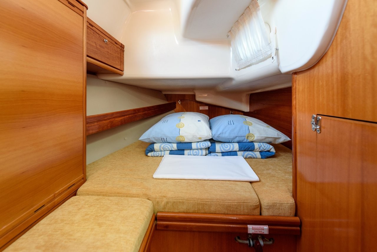 Bavaria 40 Cruiser, Sugar Bunny | Yacht Charter Croatia