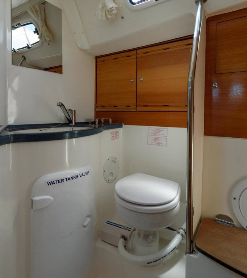 Bavaria 40 Cruiser, Sugar Bunny | Yacht Charter Croatia