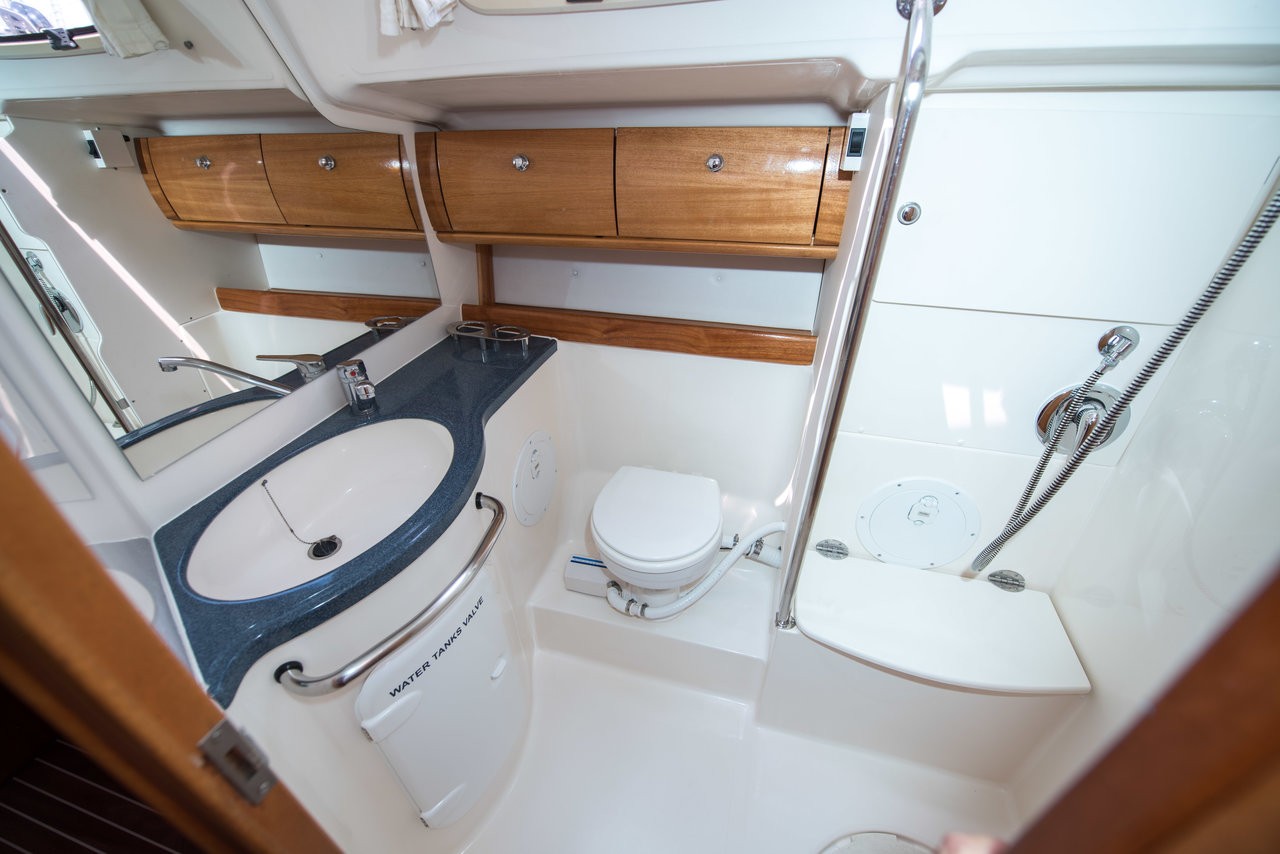 Bavaria 46 Cruiser, Galera | Yacht Charter Croatia