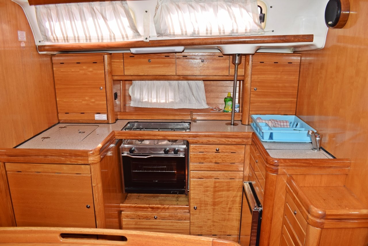 Bavaria 46 Cruiser, Jagodna | Yacht Charter Croatia