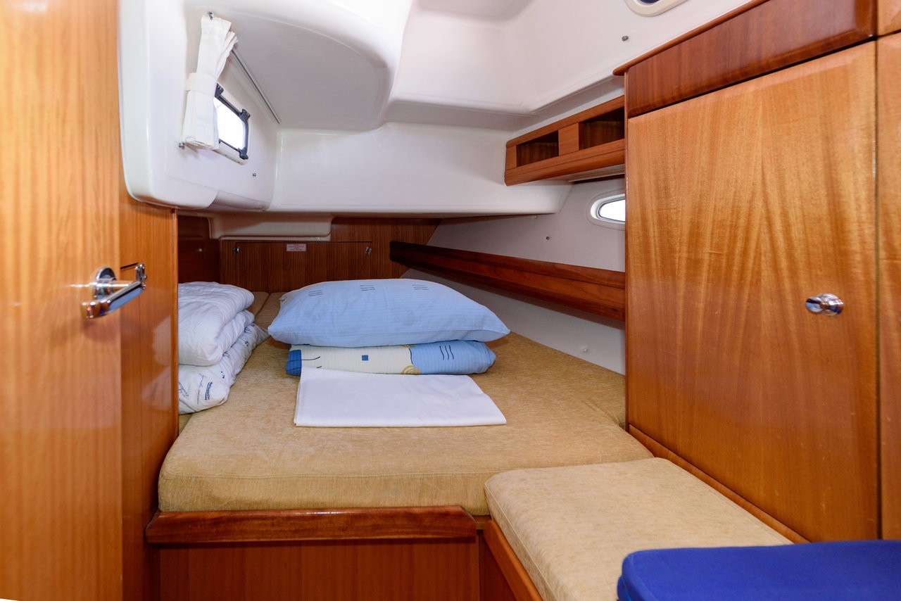 Bavaria 46 Cruiser, Martina | Yacht Charter Croatia