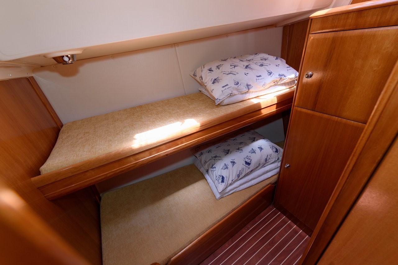 Bavaria 46 Cruiser, Martina | Yacht Charter Croatia