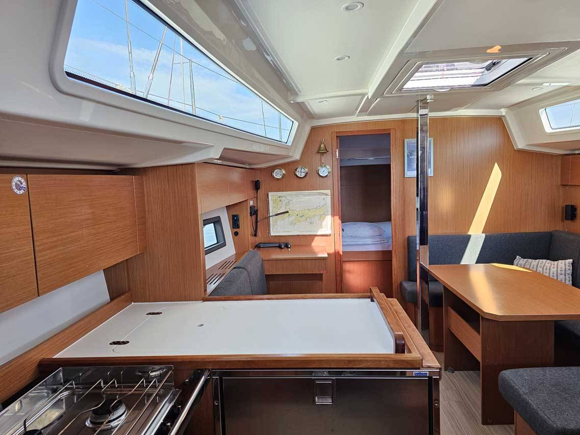 Bavaria C38, Danny | Noleggio di Yacht Croazia