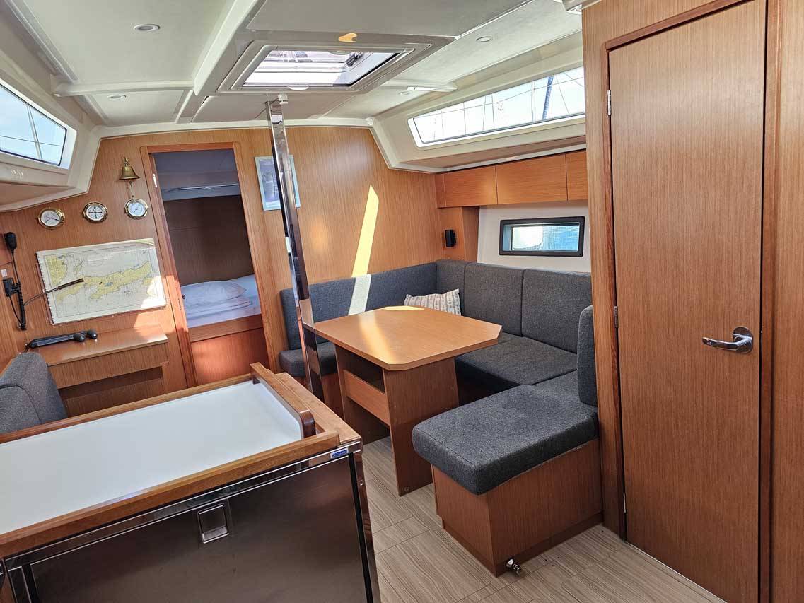 Bavaria C38, Danny | Noleggio di Yacht Croazia