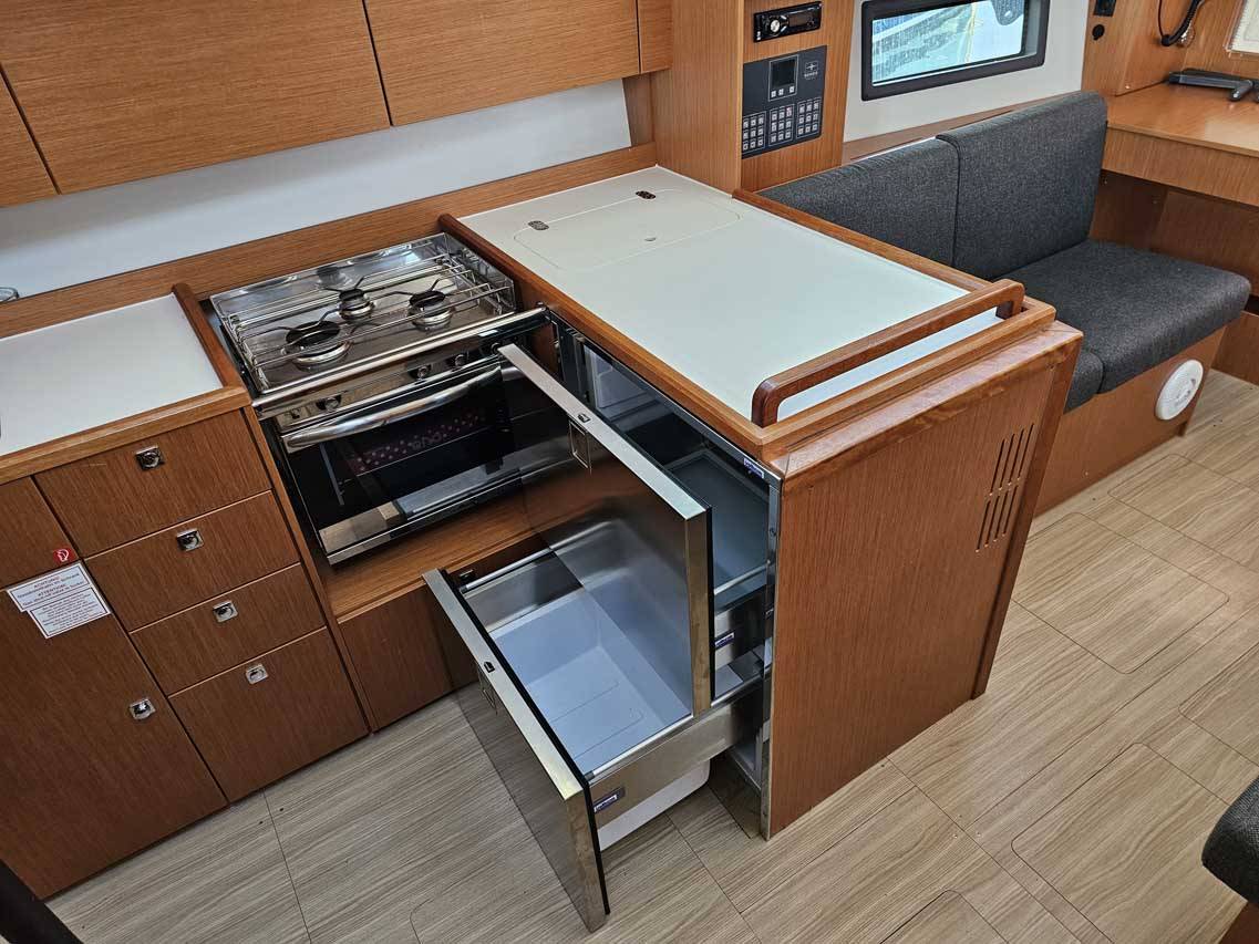 Bavaria C38, Danny | Noleggio di Yacht Croazia