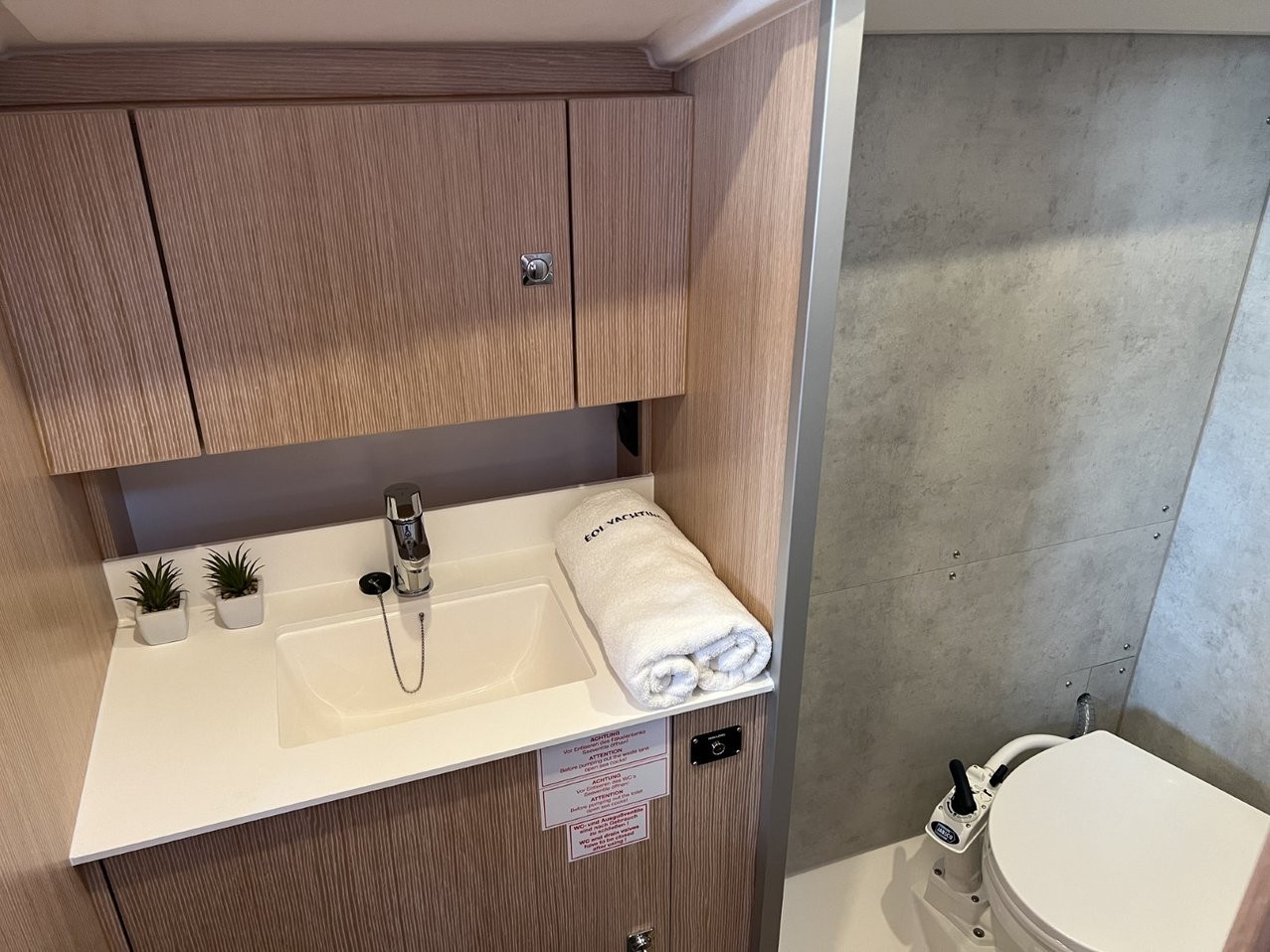 Bavaria C38, Mala Hana | Yacht Charter Croatia